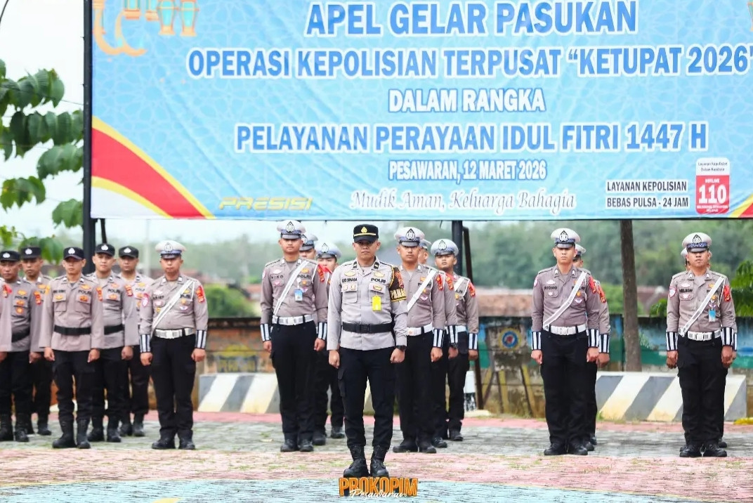 Bupati Pesawaran Pimpin Apel Gelar Pasukan Operasi Ketupat Krakatau 2026
