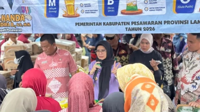 Manjau Jama Warga di Tegineneng, Pemkab Pesawaran Hadirkan Pasar Murah dan Beragam Layanan Terpadu 